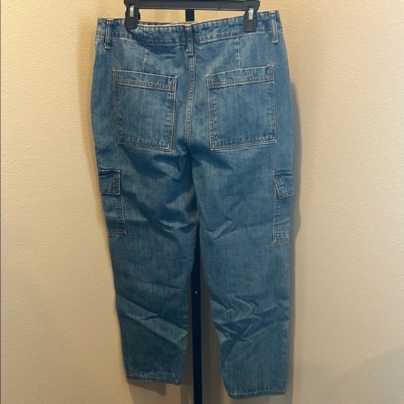 Universal Thread Light Blue Denim Jeans - Picture 3 of 3